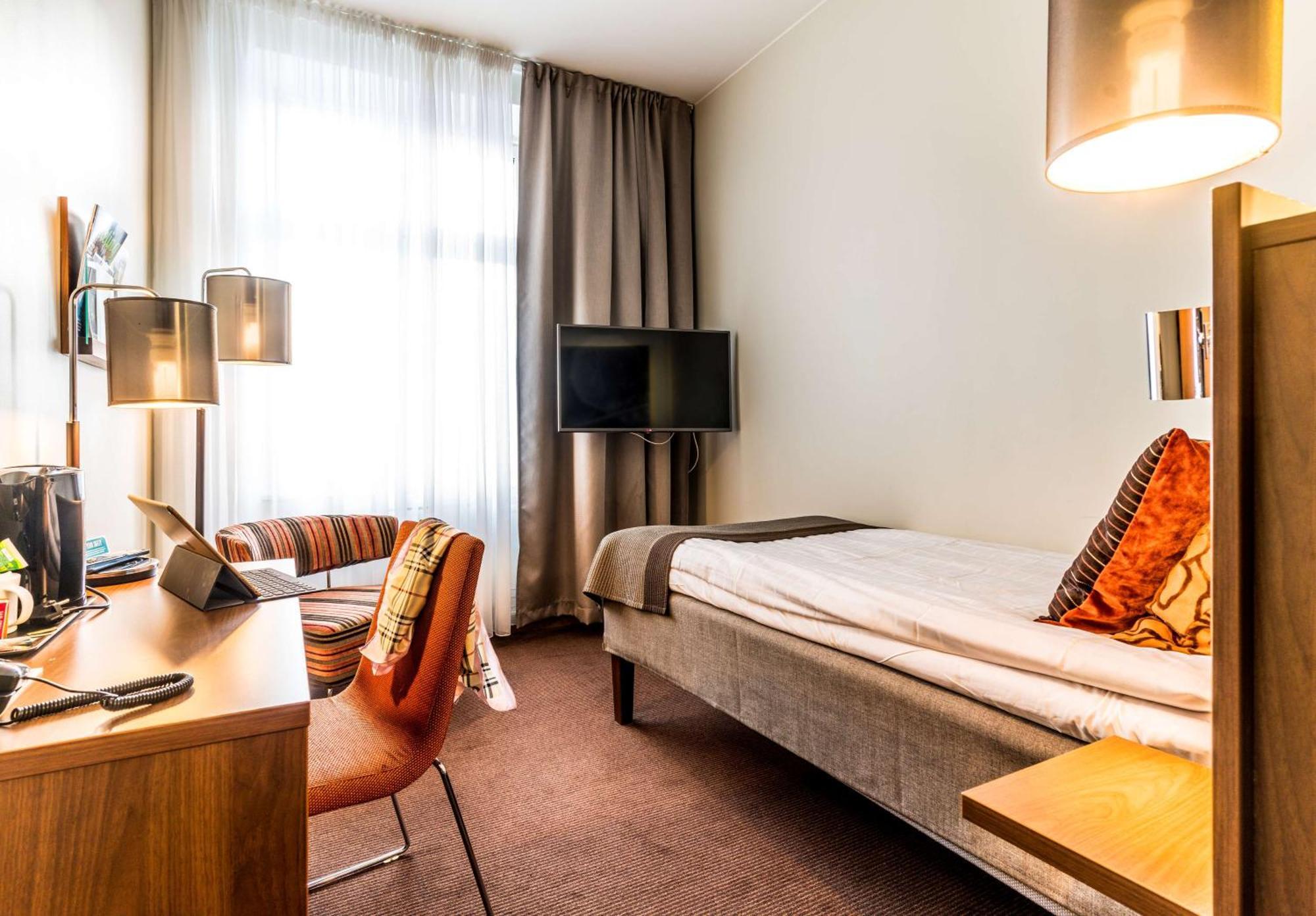 Scandic Stora Hotellet نيشوبينغ المظهر الخارجي الصورة